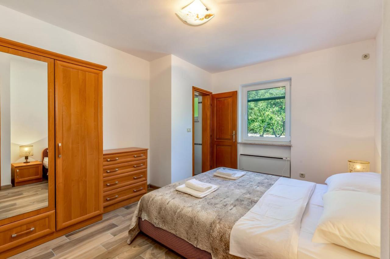 Villa REA Brseč Esterno foto
